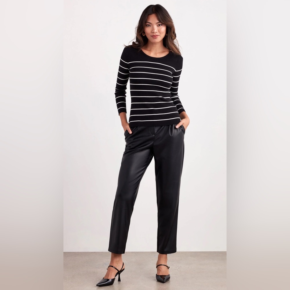 ELLEN TRACY Black Vegan Leather Pleated Ankle Pants NWT